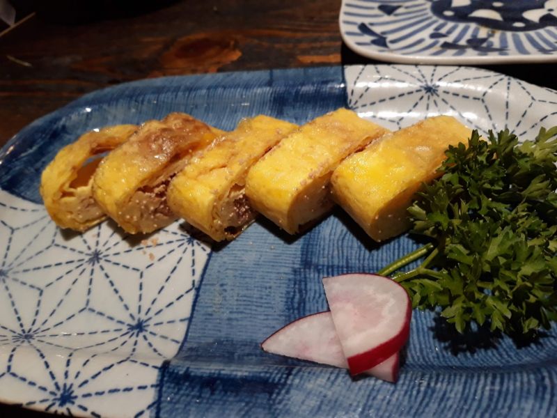 Trứng chiên cuộn cá tuyết Trứng chiên cuộn cá tuyết